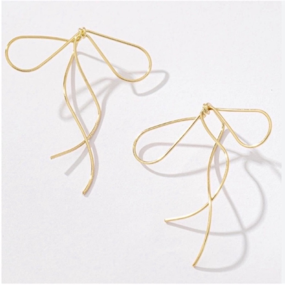 New! Zara Gold Bow Wire Earrings (1010) NWOT - Picture 1 of 2